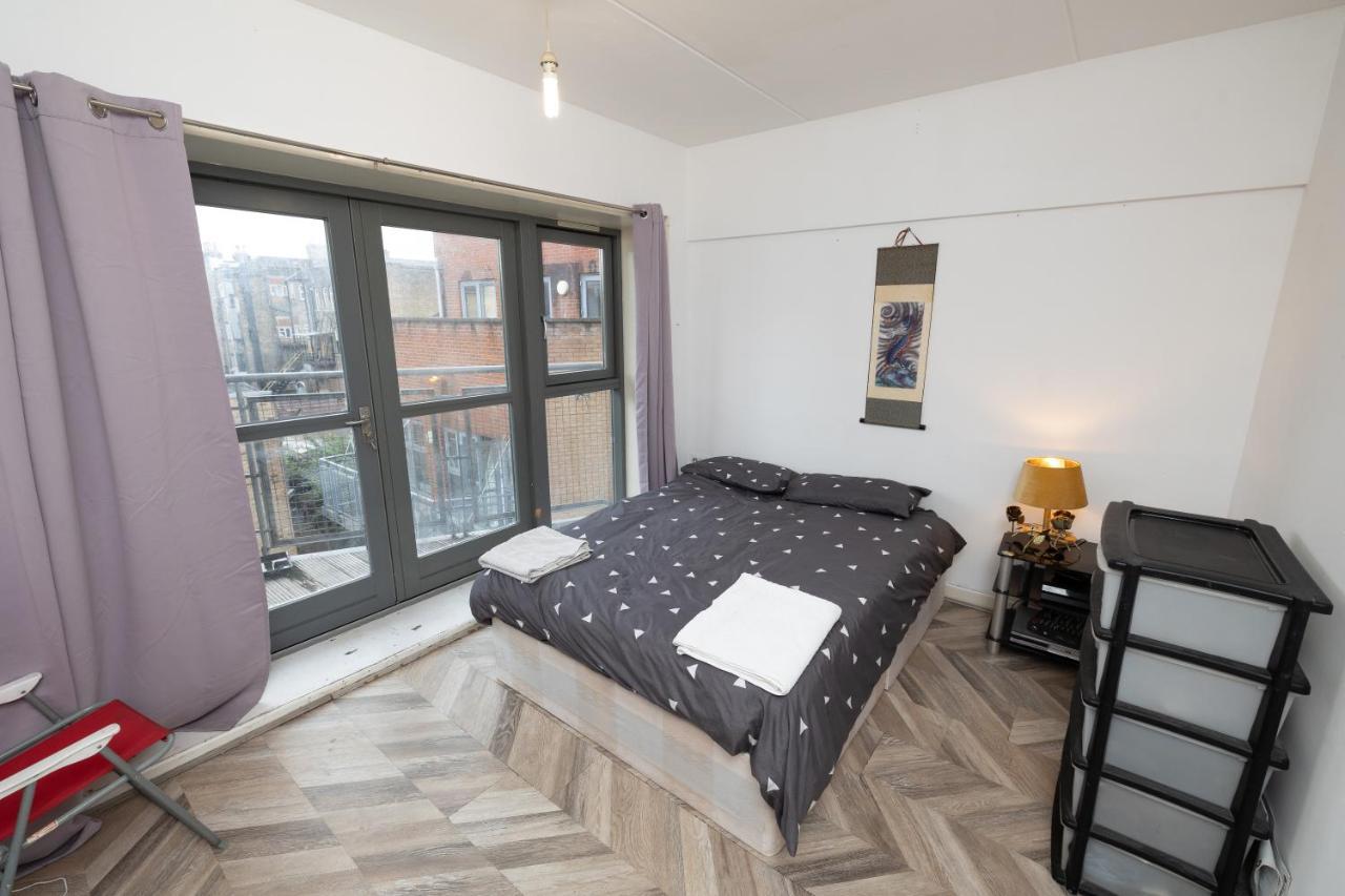 Jah Lodge Croydon Luaran gambar